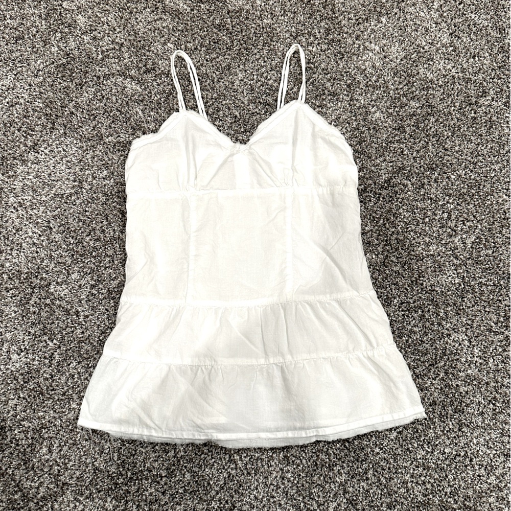 Women’s/Juniors Mossimo white spaghetti strap tank White Size XS. EUC! Lined
